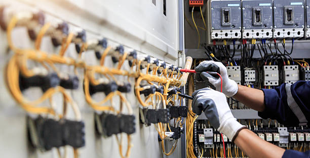Professional Electrician technician working in Meridian, TX